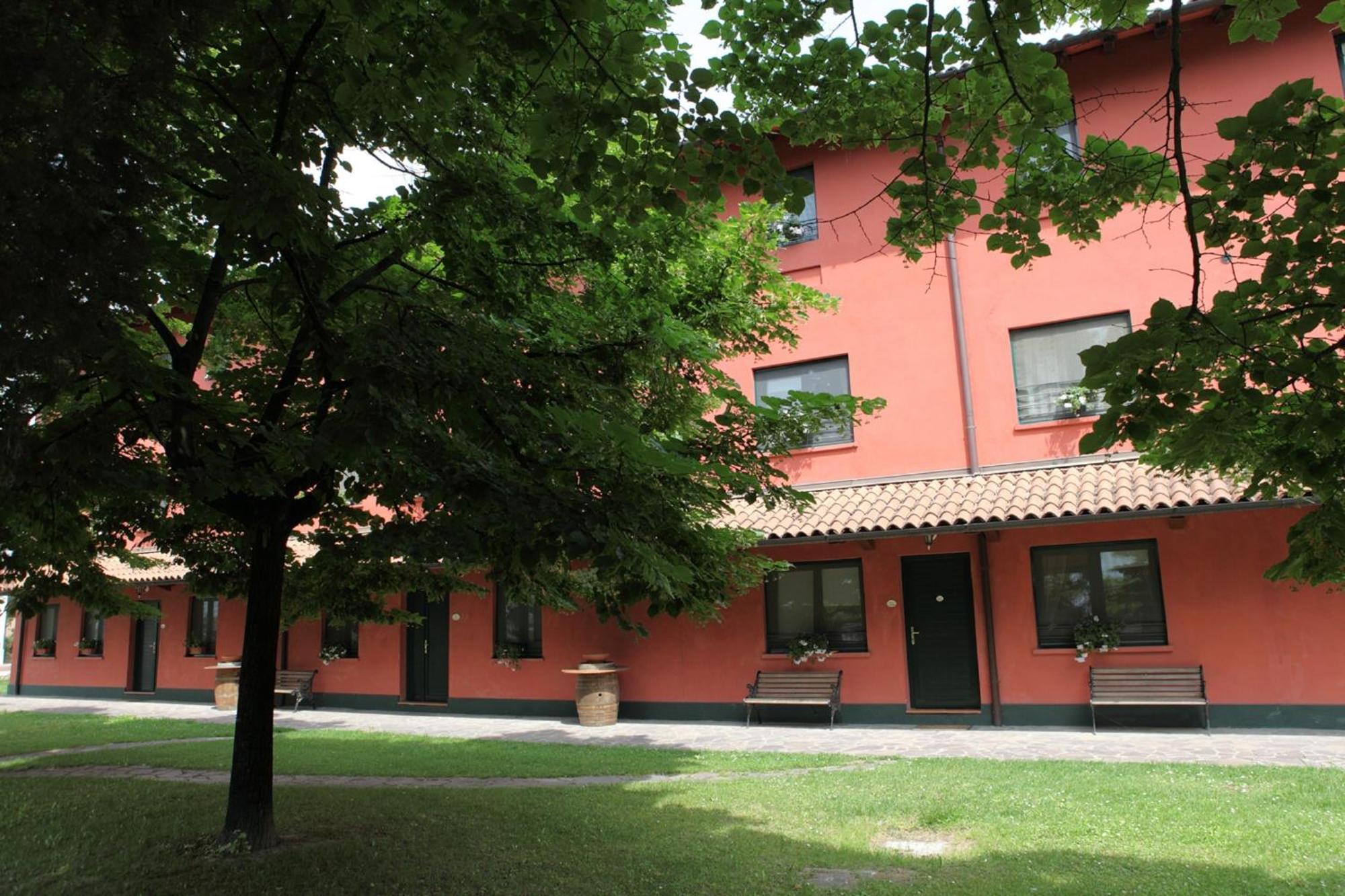 Willa Agriturismo Isola Augusta Palazzolo dello Stella Zewnętrze zdjęcie